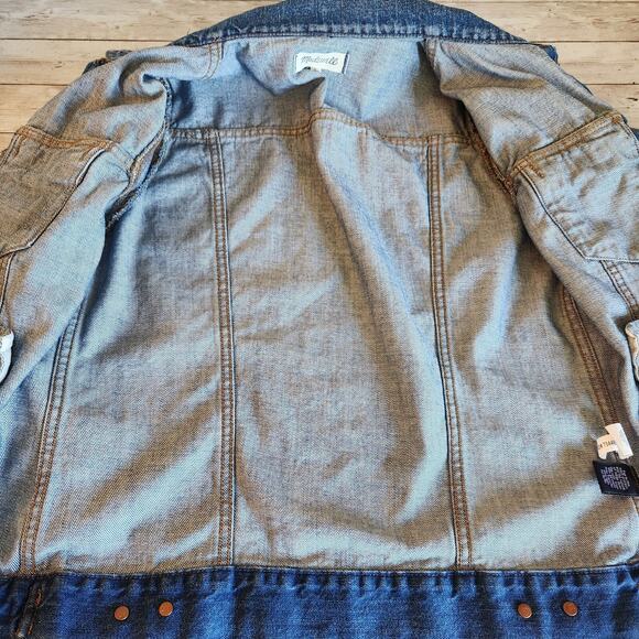 Madewell The Jean Jacket in Pinter Wash Size Medium - Picture 8 of 15